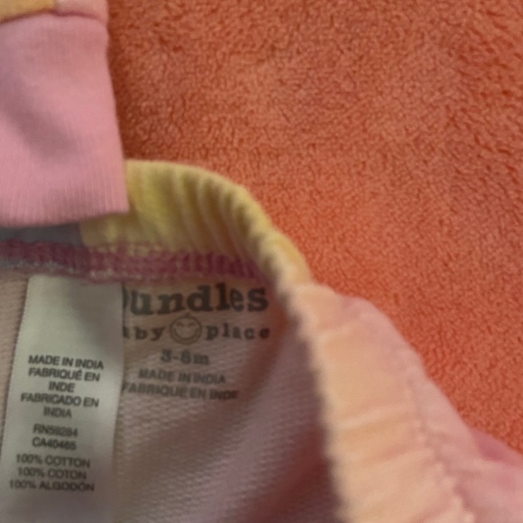 Sweatsuit - Picture 5 of 6